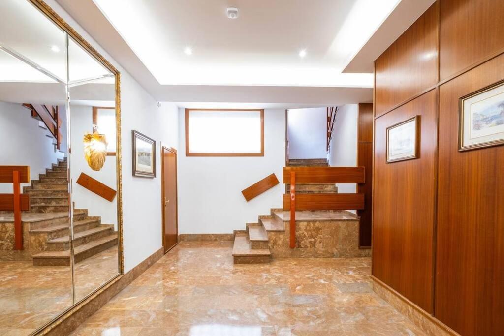Apartment Casa Arino Casco Antiguo Arcade Jugar